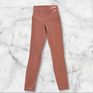 Lululemon Size 2 Coral Aligns HR with Pockets